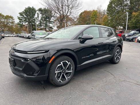 New 2026 Chevrolet Equinox EV LT w/ Comfort Package image 5