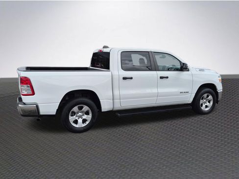 Used 2023 RAM 1500 Big Horn AWD/4WD image 4