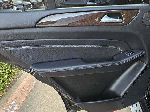 Used 2013 Mercedes-Benz ML 350 4MATIC w/ Premium 1 Pkg image 22