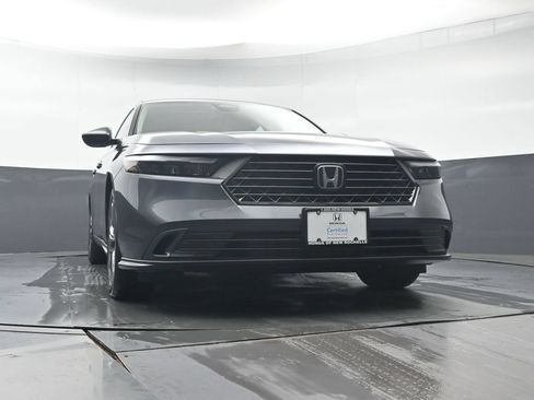 Used 2023 Honda Accord EX image 30