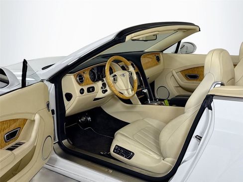Used 2013 Bentley Continental GT image 11