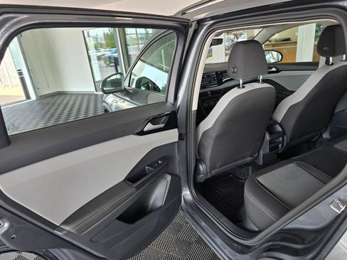 Used 2024 Volkswagen Taos S AWD/4WD image 34