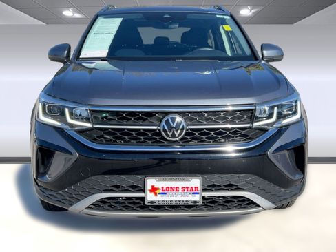 Used 2022 Volkswagen Taos SEL image 5