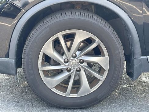 Used 2015 Nissan Rogue SL w/ SL Premium Package AWD/4WD image 11