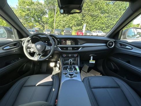 New 2026 Alfa Romeo Stelvio Sprint w/ Convenience Package AWD/4WD image 12