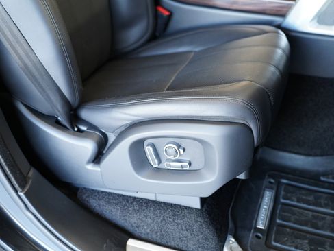 Used 2017 Land Rover Range Rover Long Wheelbase Supercharged image 31