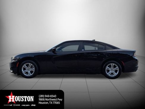 Used 2023 Dodge Charger SXT image 6