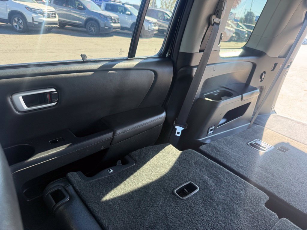Used 2013 Honda Pilot Touring image 3