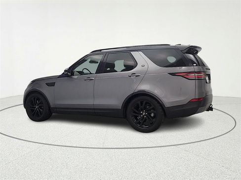 Used 2020 Land Rover Discovery HSE image 8