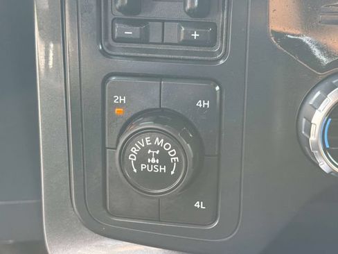 Used 2022 Ford F150 XLT w/ Equipment Group 302A High AWD/4WD image 32