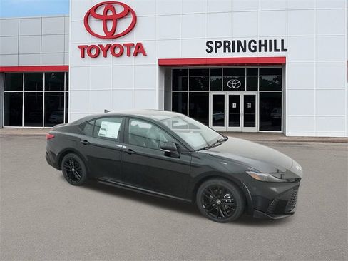 New 2026 Toyota Camry SE image 12