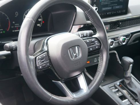 Used 2023 Honda CR-V EX-L image 11