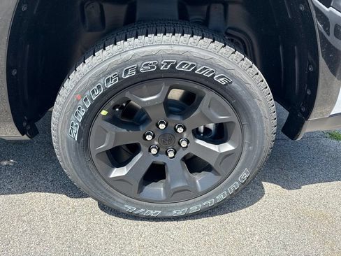 New 2026 RAM 1500 4x4 Crew Cab image 12