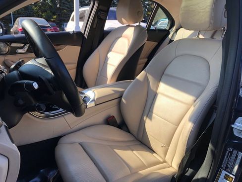 Used 2015 Mercedes-Benz C 300 4MATIC Sedan image 27