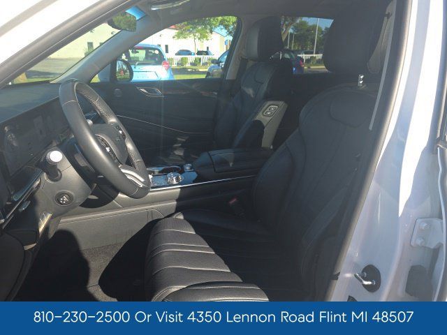 Used 2025 Genesis GV80 2.5T Standard AWD/4WD image 11