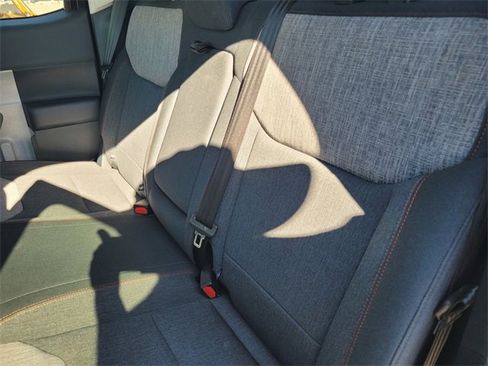 Used 2022 Ford Maverick XLT image 15