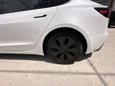 Used 2025 Tesla Model 3 Long Range RWD image 18