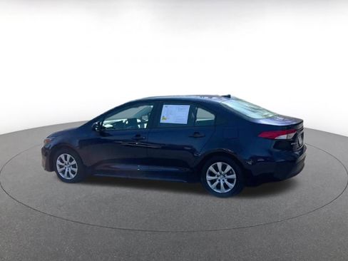 Used 2025 Toyota Corolla LE image 10
