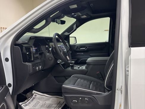 New 2026 GMC Sierra 1500 AT4X image 9