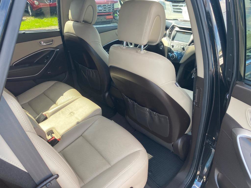 Used 2017 Hyundai Santa Fe Sport w/ 2.4L Tech Package 04 FWD image 20