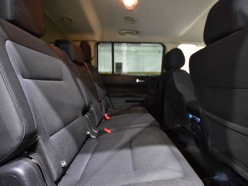 Used 2018 Ford Flex SE FWD image 30