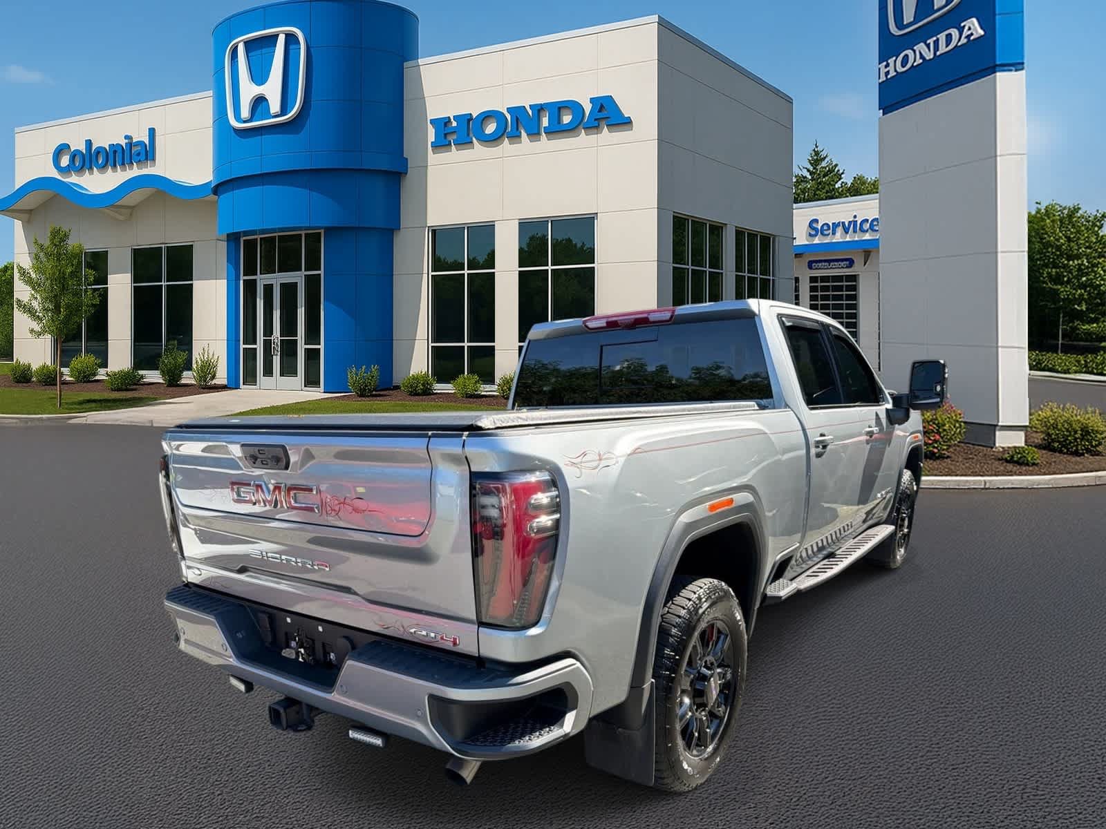 Used 2026 GMC Sierra 2500 AT4 w/ AT4 Premium Plus Package AWD/4WD image 6