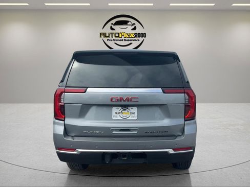 Used 2026 GMC Yukon XL Elevation w/ Elevation Premium Package RWD image 6
