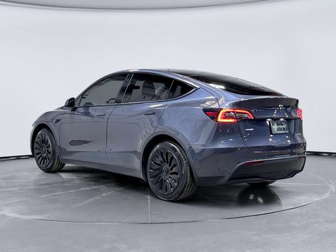 Used 2020 Tesla Model Y Long Range AWD/4WD image 2