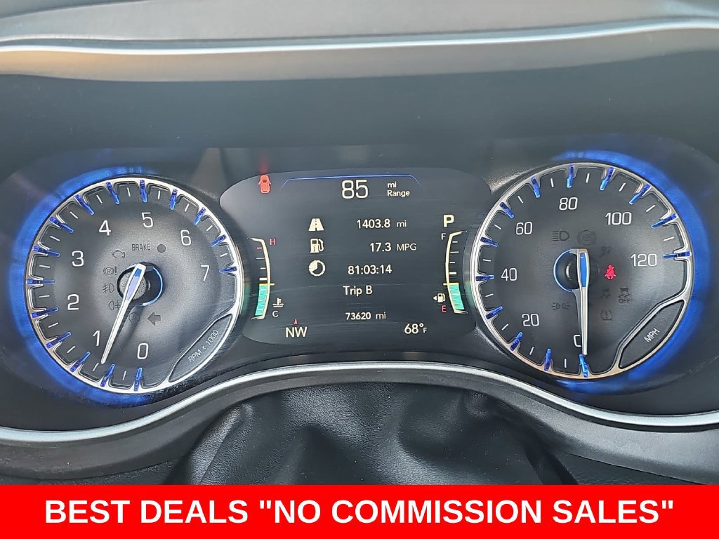 Used 2024 Chrysler Pacifica Touring-L FWD image 20
