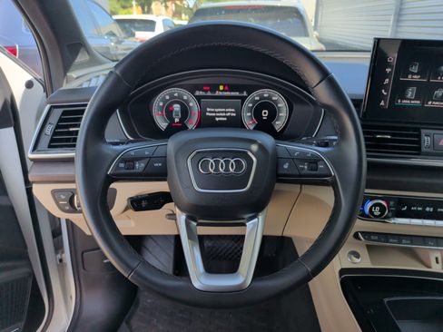 Used 2023 Audi Q5 2.0T Premium Plus w/ Premium Plus Package AWD/4WD image 17