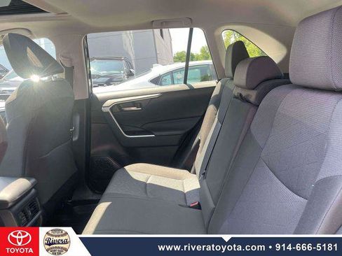 Certified 2025 Toyota RAV4 XLE w/ Convenience Package AWD/4WD image 11