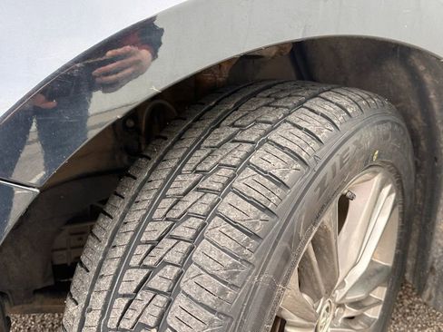 Used 2015 Toyota Camry SE image 9