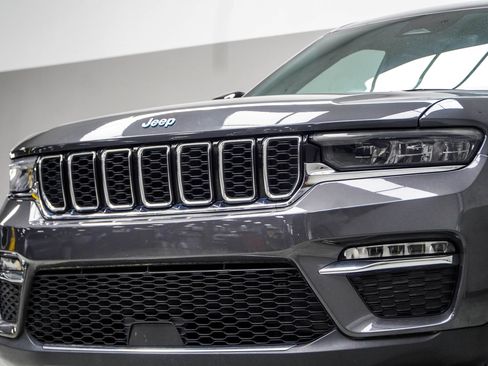 Used 2024 Jeep Grand Cherokee Limited 4xe AWD/4WD image 2