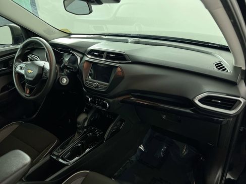 Used 2021 Chevrolet TrailBlazer LS image 25