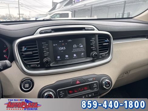 Used 2019 Kia Sorento EX image 12