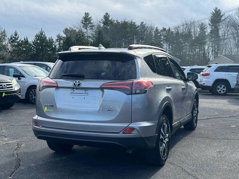 Used 2016 Toyota RAV4 LE image 5