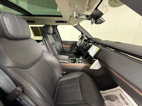 Used 2023 Land Rover Range Rover Long Wheelbase SE image 33