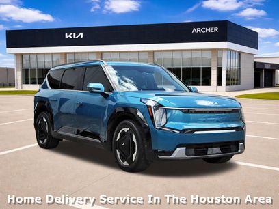 Certified 2024 Kia EV9 Land