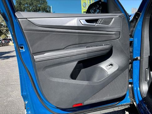 New 2026 Volkswagen Atlas Cross Sport SE image 10