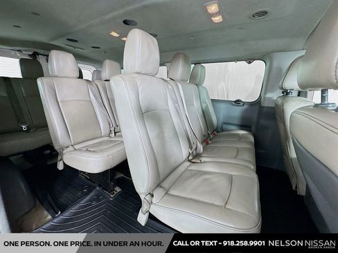 Used 2018 Nissan NV 3500 SL RWD image 27