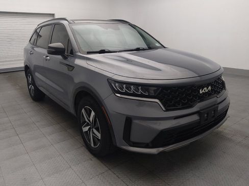 Used 2023 Kia Sorento S w/ Panoramic Sunroof Package FWD image 13