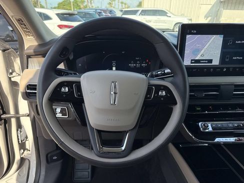 Certified 2023 Lincoln Corsair FWD image 26
