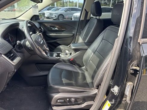 Used 2020 GMC Terrain Denali w/ Denali Premium Package FWD image 20