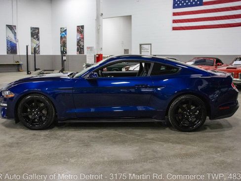 Used 2019 Ford Mustang GT Premium w/ Ford Safe & Smart Package image 3