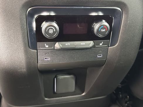 New 2026 GMC Yukon XL Elevation image 23