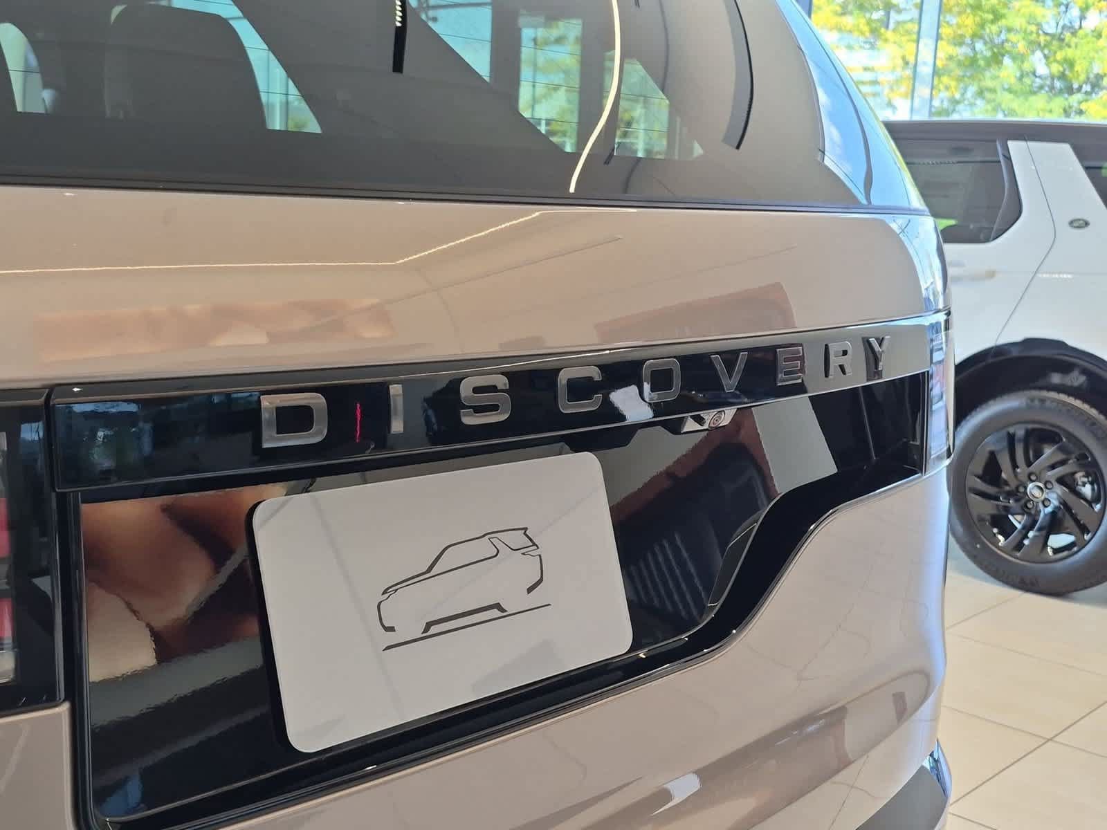 New 2026 Land Rover Discovery Dynamic SE AWD/4WD image 12