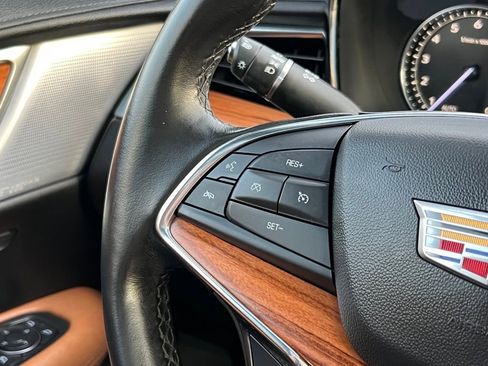 Certified 2021 Cadillac XT5 Premium Luxury w/ LPO, Floor Liner Package image 31