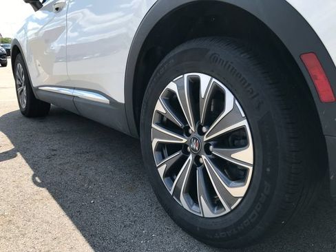 Certified 2024 Buick Envision Preferred AWD/4WD image 7
