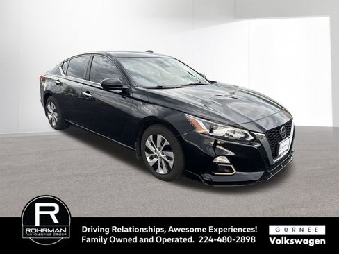 Used 2019 Nissan Altima 2.5 S FWD image 2