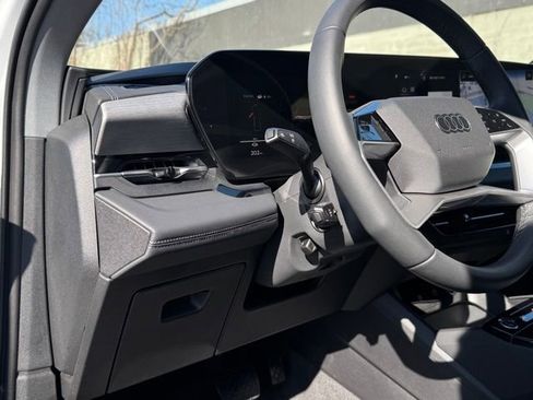 Certified 2025 Audi Q6 e-tron Premium Plus w/ Premium Plus image 12